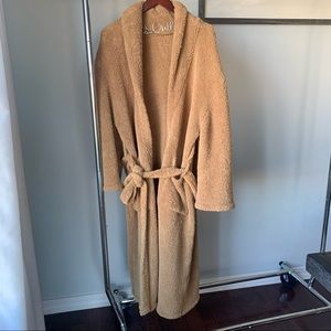 Barefoot Dreams Teddy Robe